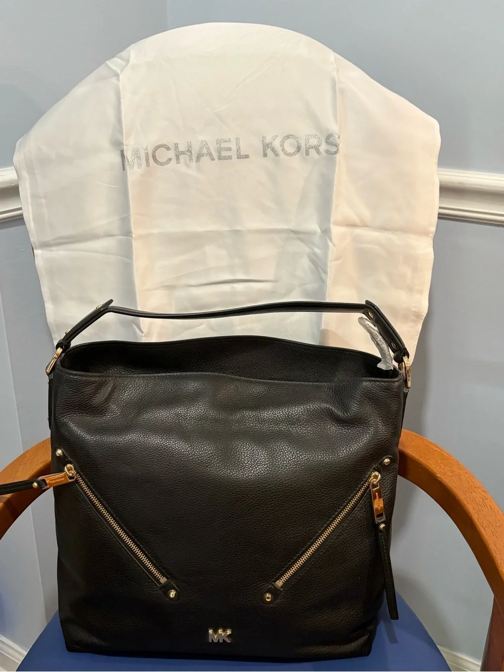 Michael Kors Black Pebbled Leather Evie large hobo bag with Gold Hardware